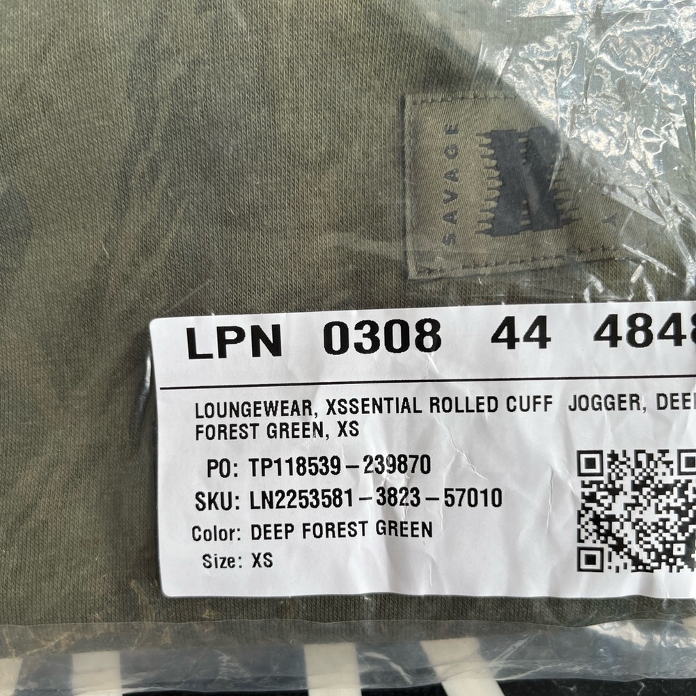 Savage X Fenty Deep Forest Green Xssential Rolled Cuff Jogger Pants - Picture 11 of 15